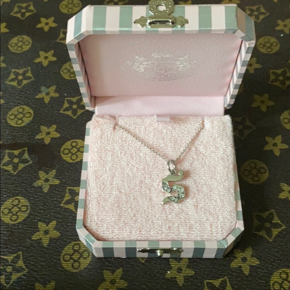 Juicy couture S necklace